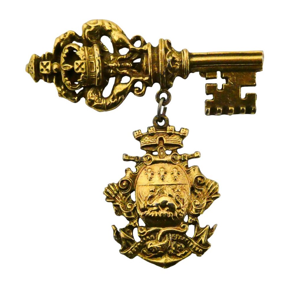 vtg CORO key & shield Armor brooch